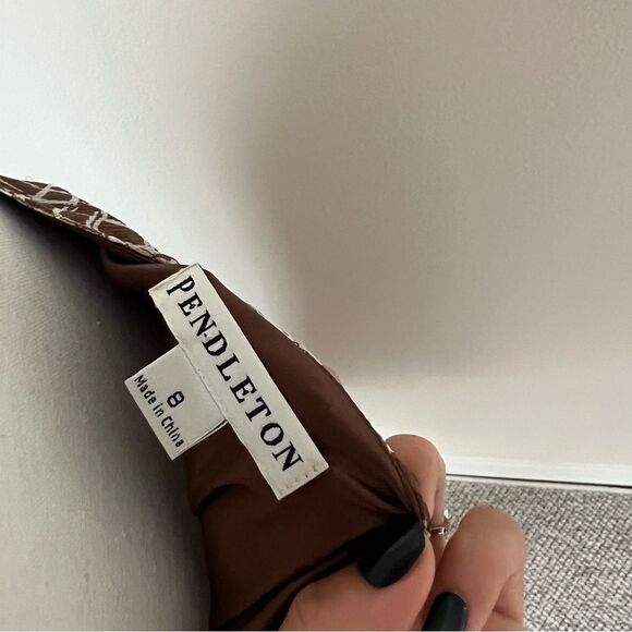 Pendleton Silk Geoprint 2 Piece Set NEW Sleeveless V-Neck Top & Midi Skirt Sz 8 - Picture 9 of 12